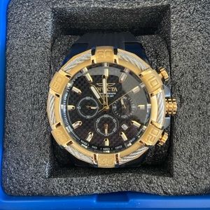 Bolt Men Invicta Watch
Model 25687 - Men's Watch Quartz